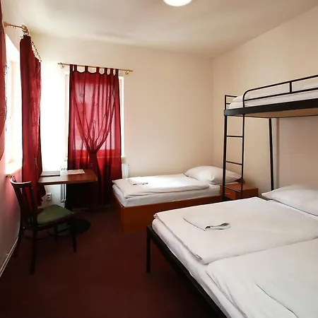 Hostel Euro *